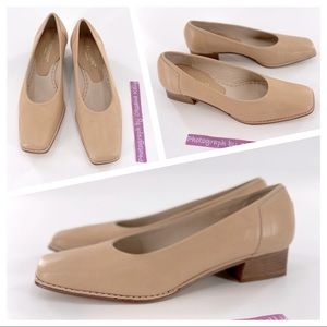 RANGONI FIRENZE Beige Leather Classic Pumps 6.5 B